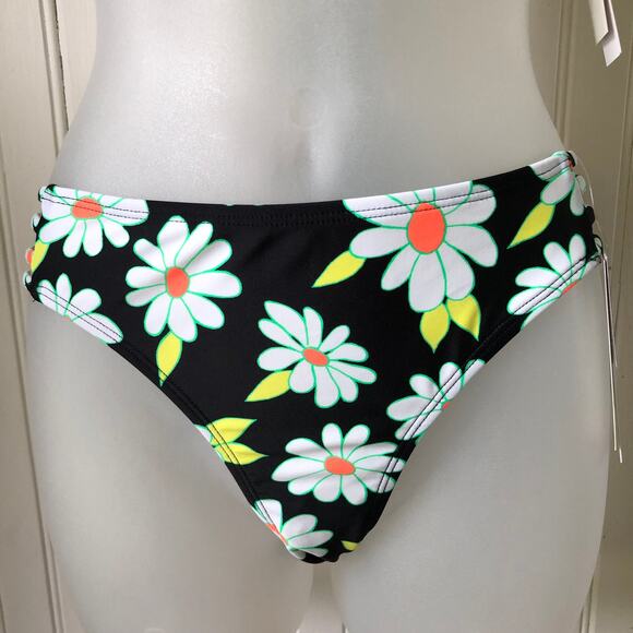 SALT + COVE Juniors Daisy Strappy Underwire Push Up Top Hipster Bottoms Size Med - Picture 2 of 7
